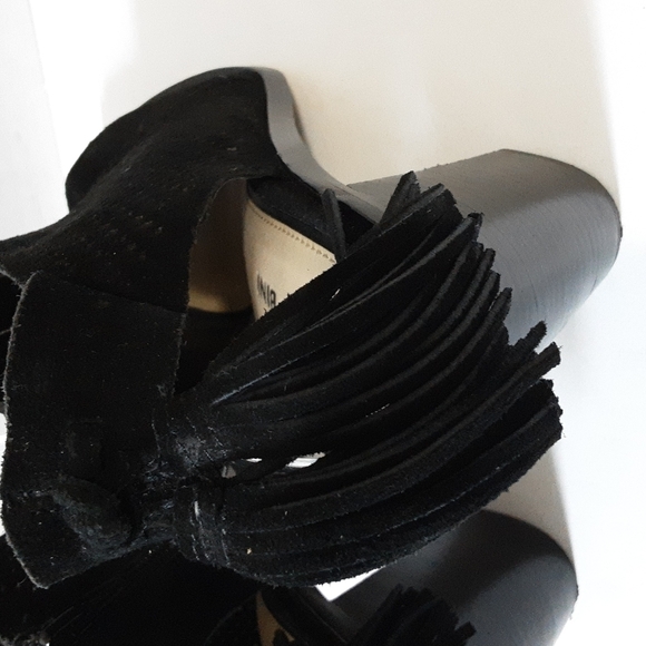 Gianni  Bini black Hadwin leather suede perforated peep toe 9.5M Casual Y2k - Picture 5 of 12